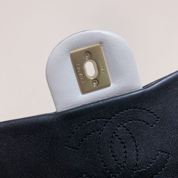 Chanel square mini single flap - Picture 8 of 16